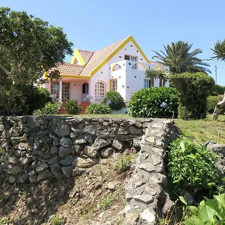 Cedros Villa